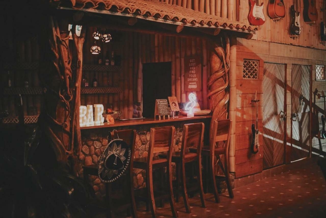 Casa De Olas Boutique Hotel 埃斯孔迪多港 外观 照片